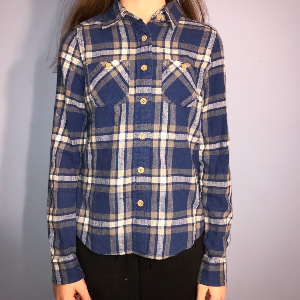 American Eagle - blue & white plaid long sleeve